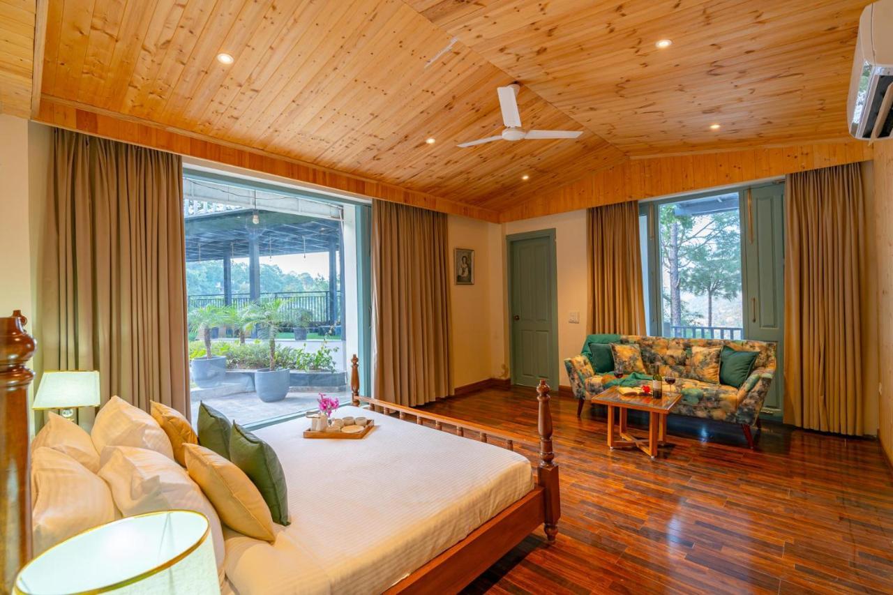 Stayvista At Aykon Estate - Modern Interiors, Views Kasauli Εξωτερικό φωτογραφία