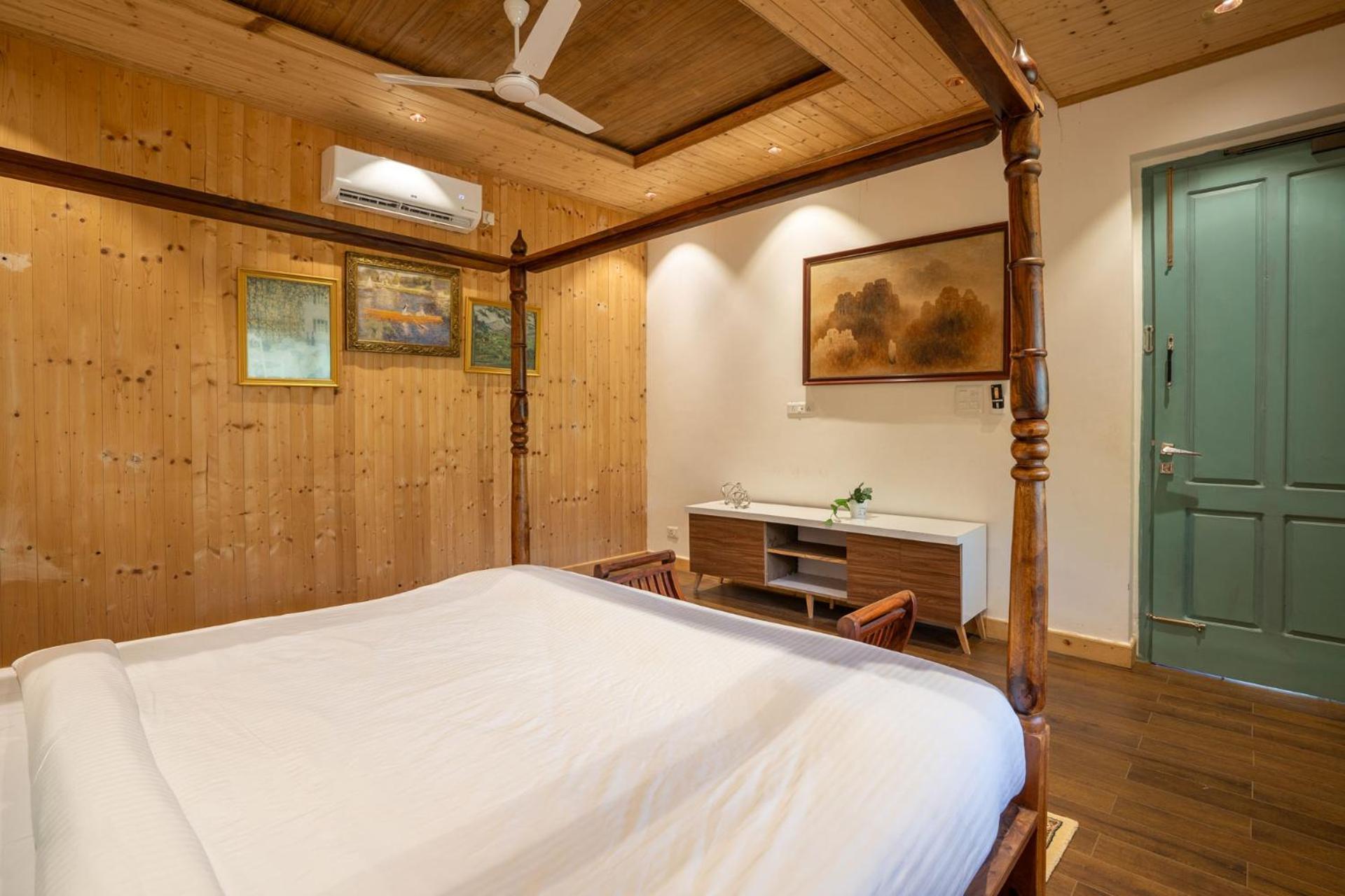 Stayvista At Aykon Estate - Modern Interiors, Views Kasauli Δωμάτιο φωτογραφία